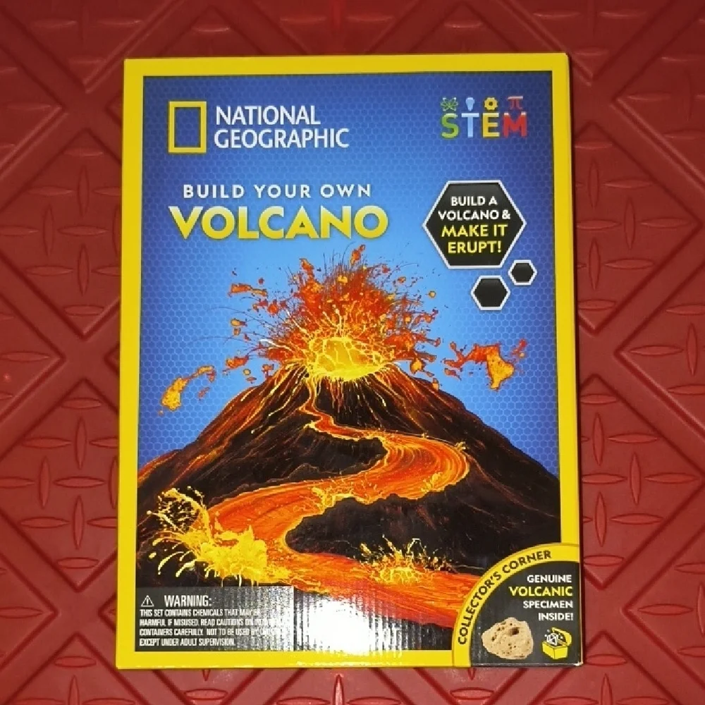 National Geographic Vibrant Volcano Kit with Blue and Yellow